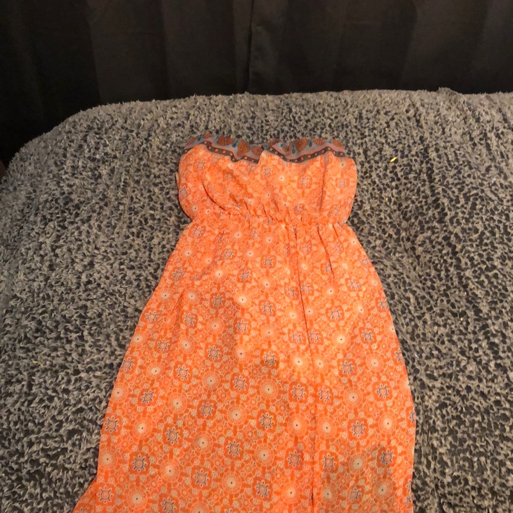 Im selling a summer dress
